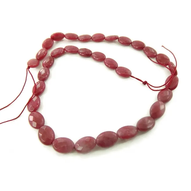 1 filo di radice di rubino sfaccettate ovali piatte 12x8 mm.