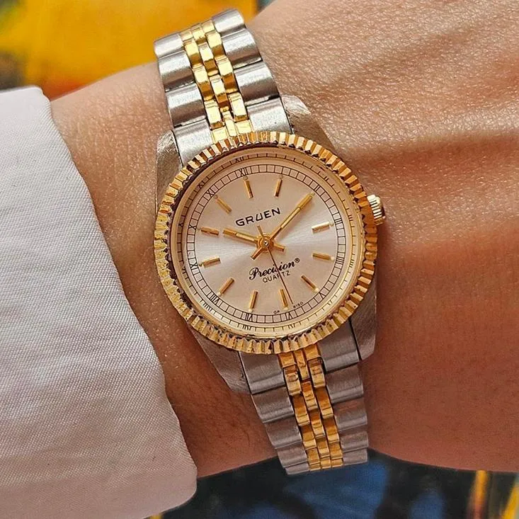 Bicolore Gruen Precision Guarda le donne | Orologio da ufficio vintage