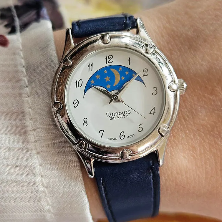 Voci vintage luna e stelle guardano per donne con cinturino blu