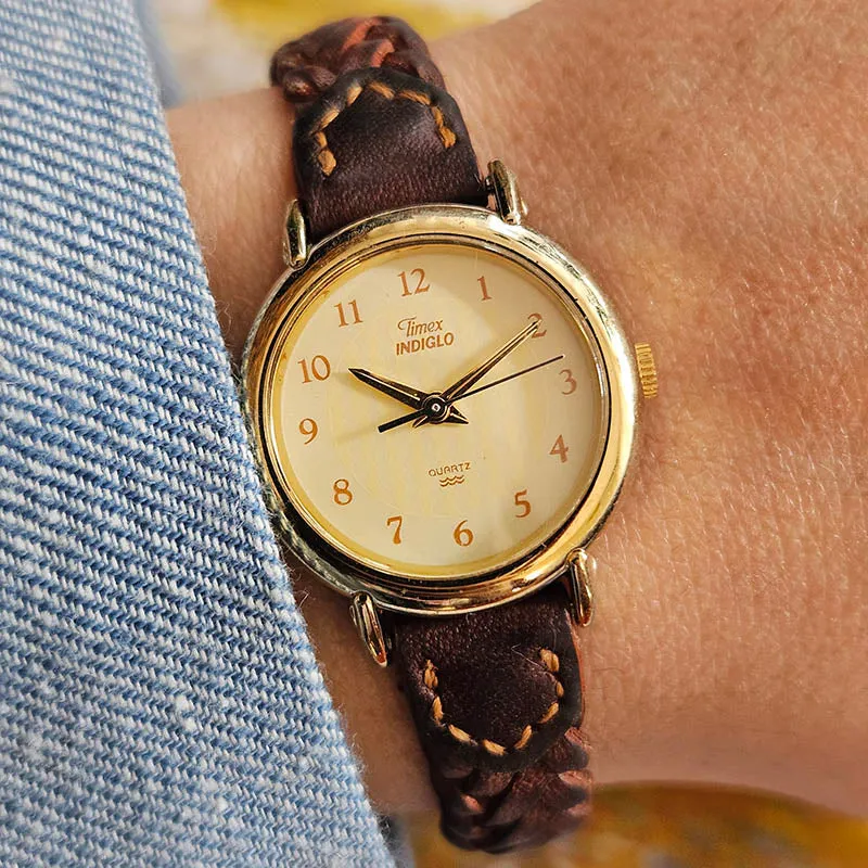 Tono d'oro retrò Timex Orologio da donna indiglo con quadrante champagne