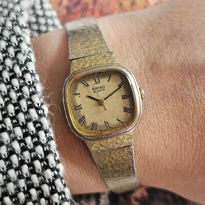 Minuscole vintage Seiko Orologio al quarzo per donne | Orologio quadrato tono d'oro