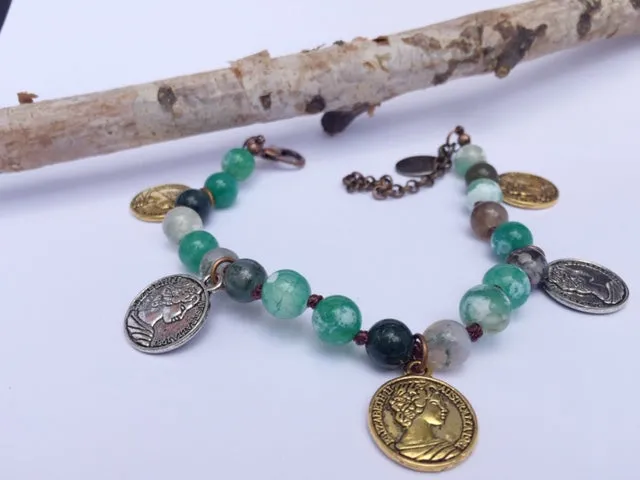 Bracciale con pietre dure verde ghiaccio