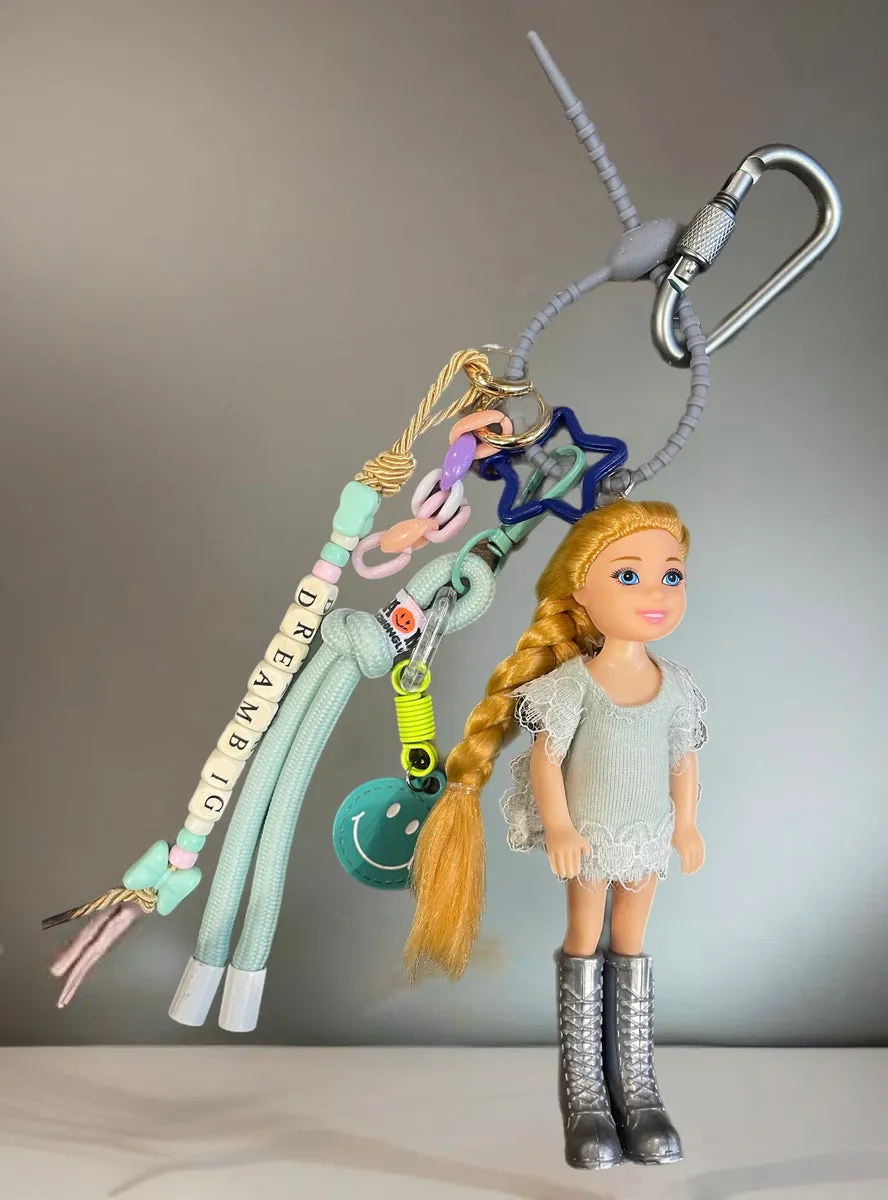 Pimp your Bag Keychain charmsper borsa e portachiavi BarbieShelly capelli biondi con abitìno verde acqua