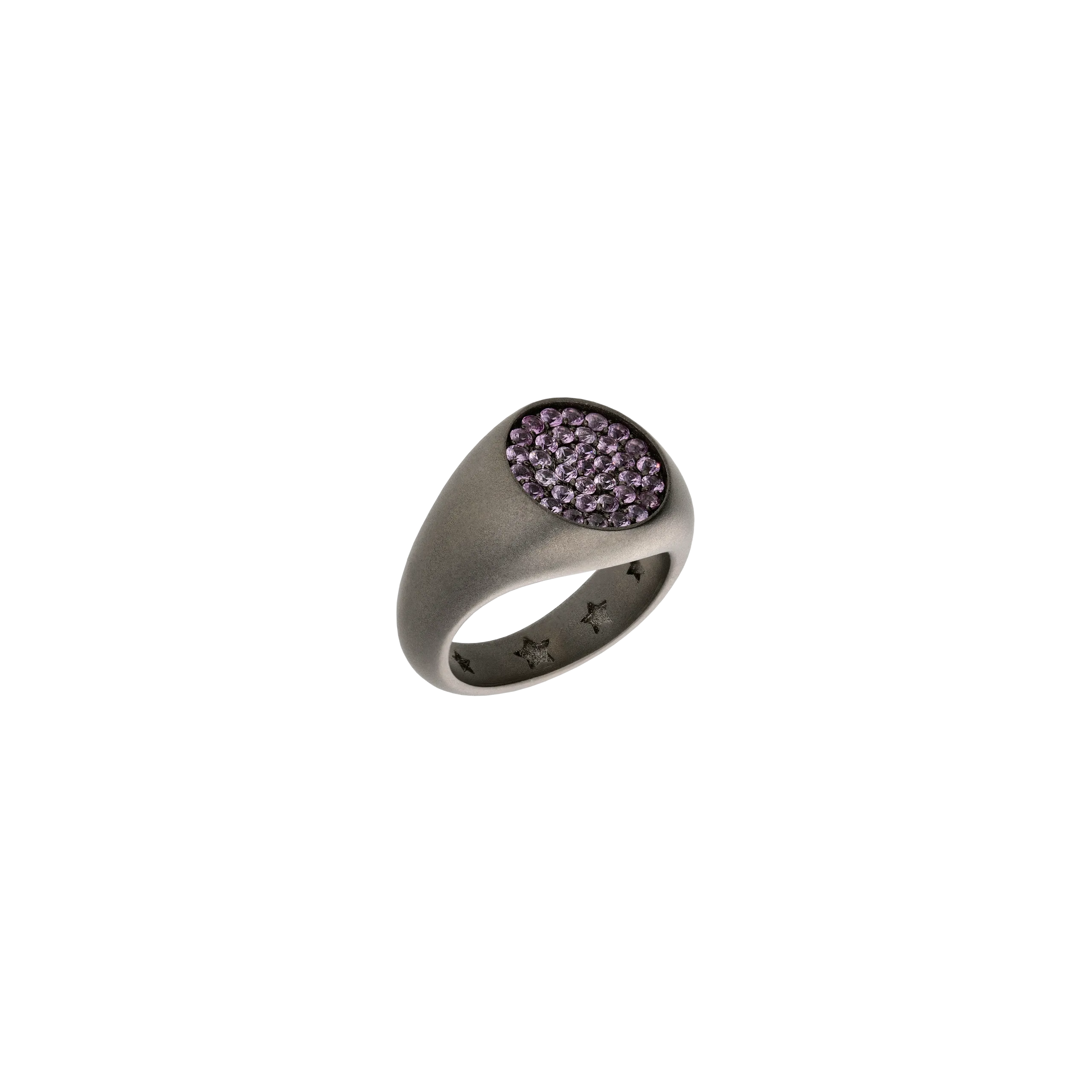 ANELLO CHEVALIER IN TITANIO SABBIATO CON PAVÉ DI ZAFFIRI ROSA - SAN4PAZRO