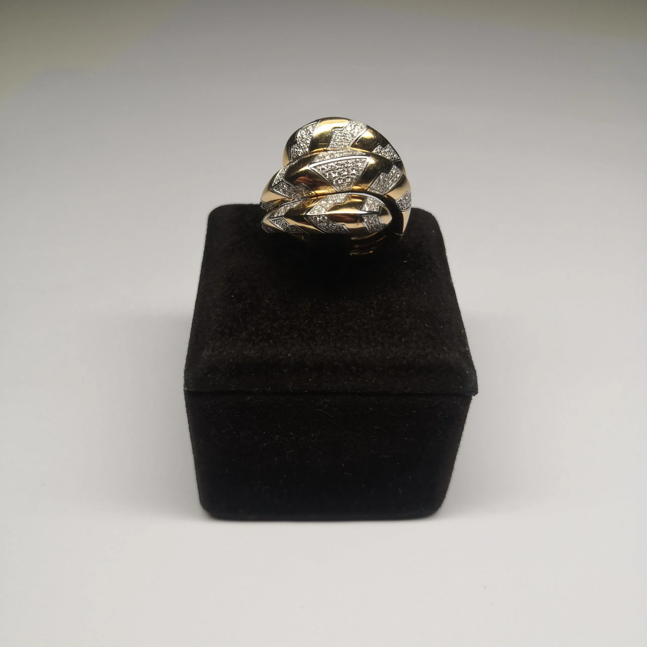 Anello Serpente in oro rosa e diamanti GIORGIO VISCONTI
