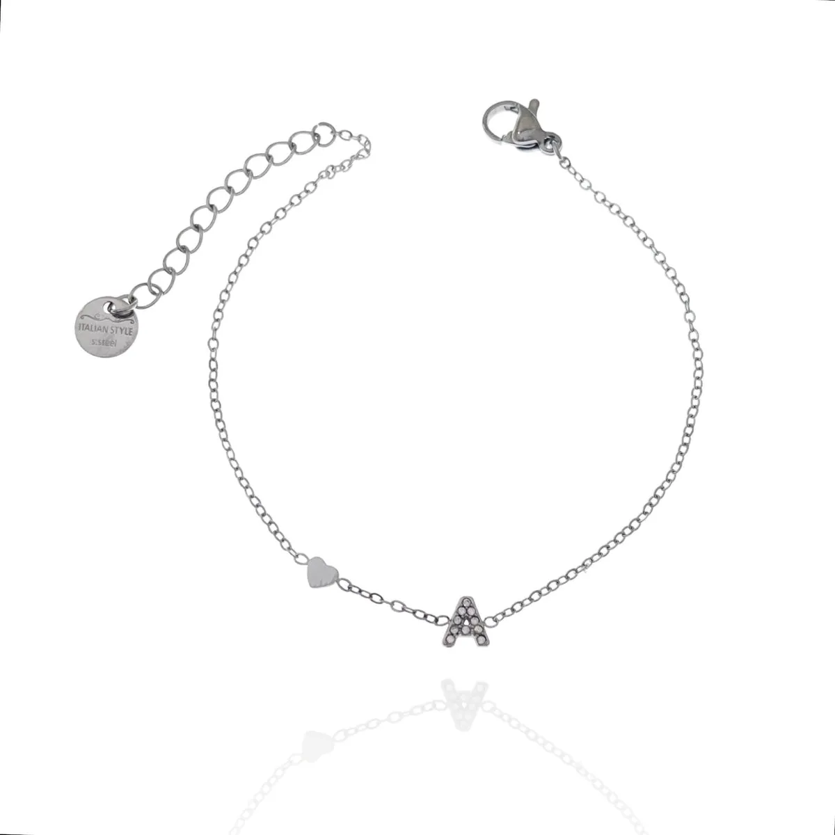 Bracciale con iniziale e zirconi colore argento