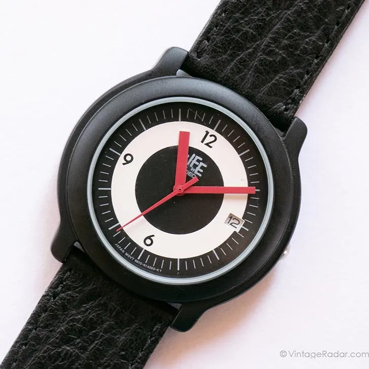 Vita gotica vintage di Adec Watch | Orologio da 35 mm in giappone nero