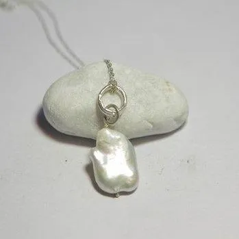 Scaramazza-Perlenanhänger mit silberner Halskette