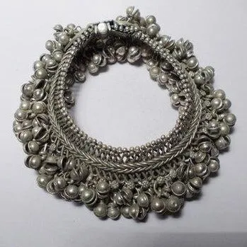 ETHNISCHEs/antiksilbernes Fußkettchen