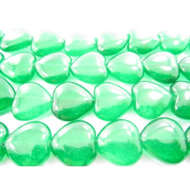 1 filo  di cuori in agata verde cabochon (liscia) di 14,5x15 mm lungo 39 cm