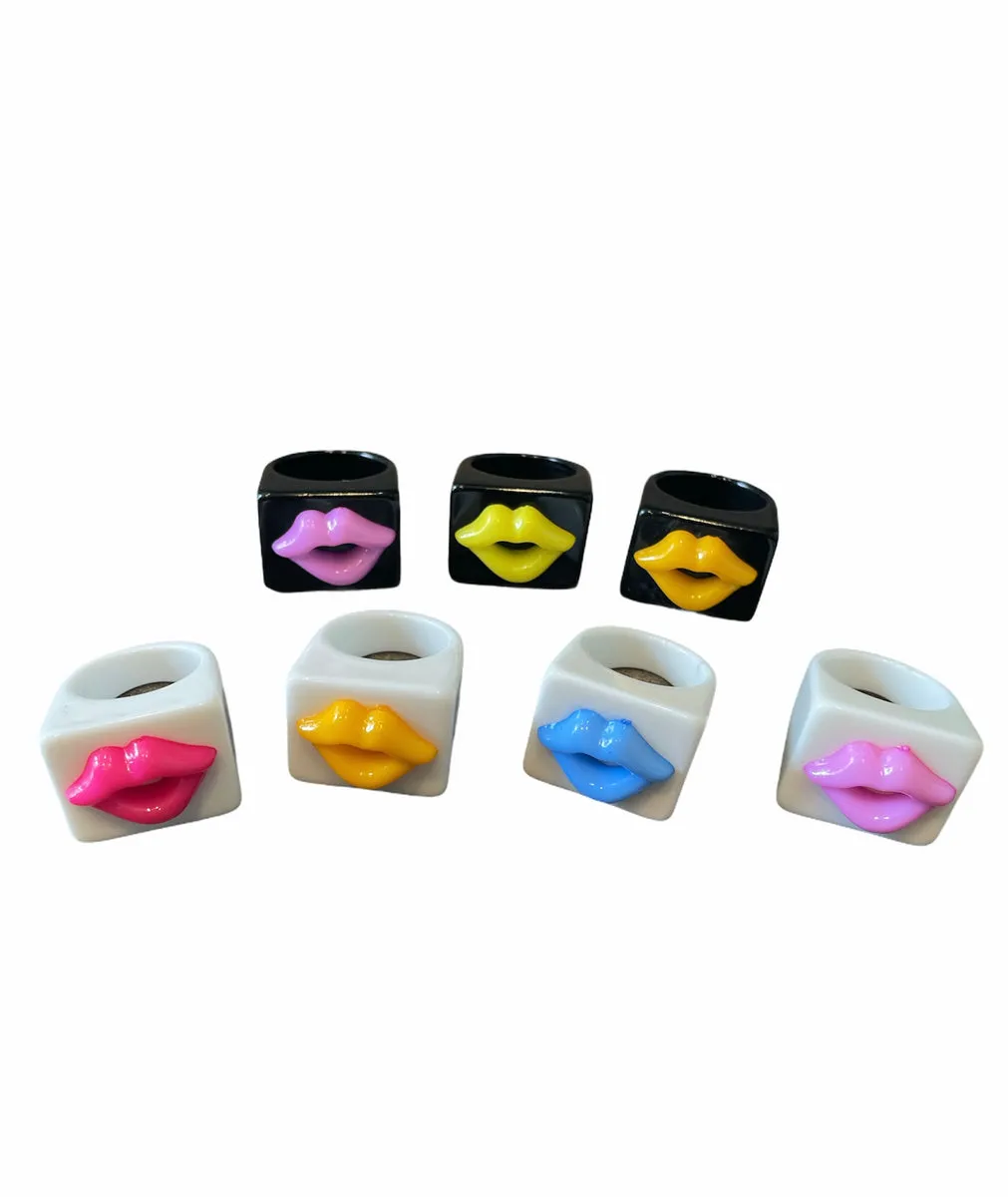 Anello resina kiss l’anello sceglie dove andare