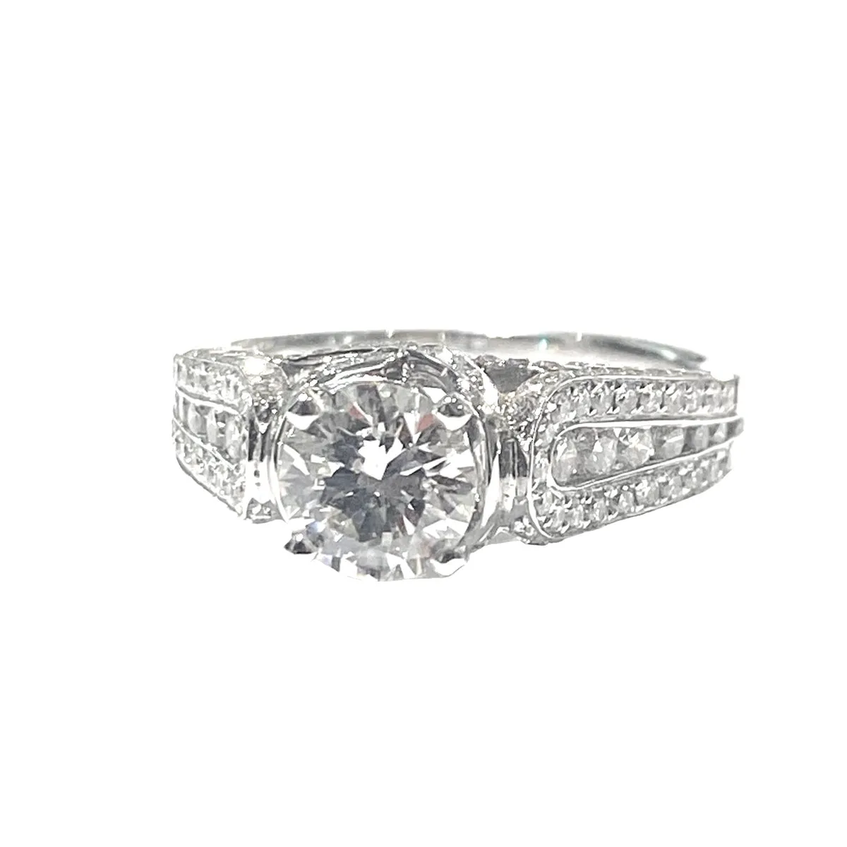 ANELLO SOLITARIO PAVÉ SUL GAMBO