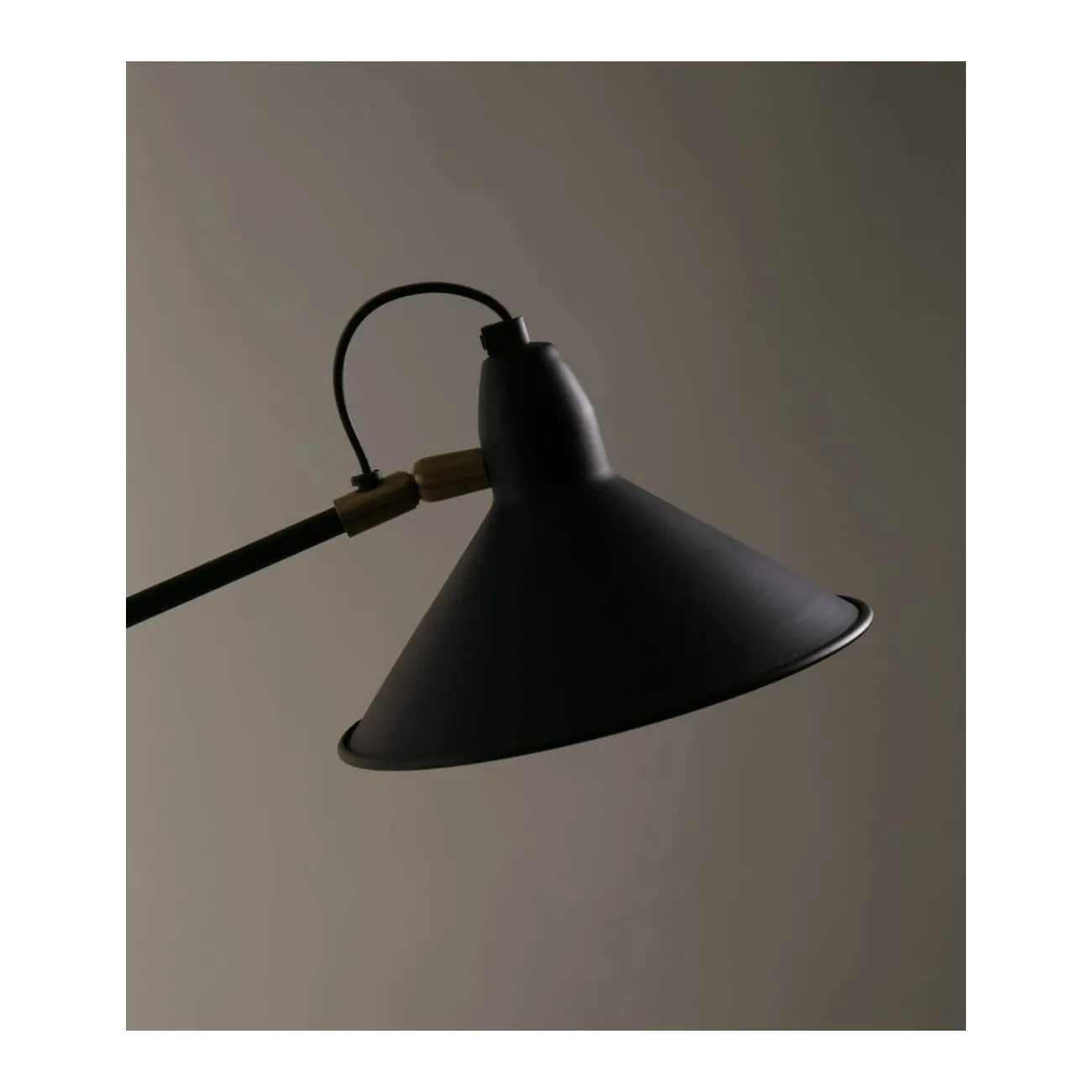 LECTURE - Verstellbare Stehleuchte mit Leseleuchte aus Stahl