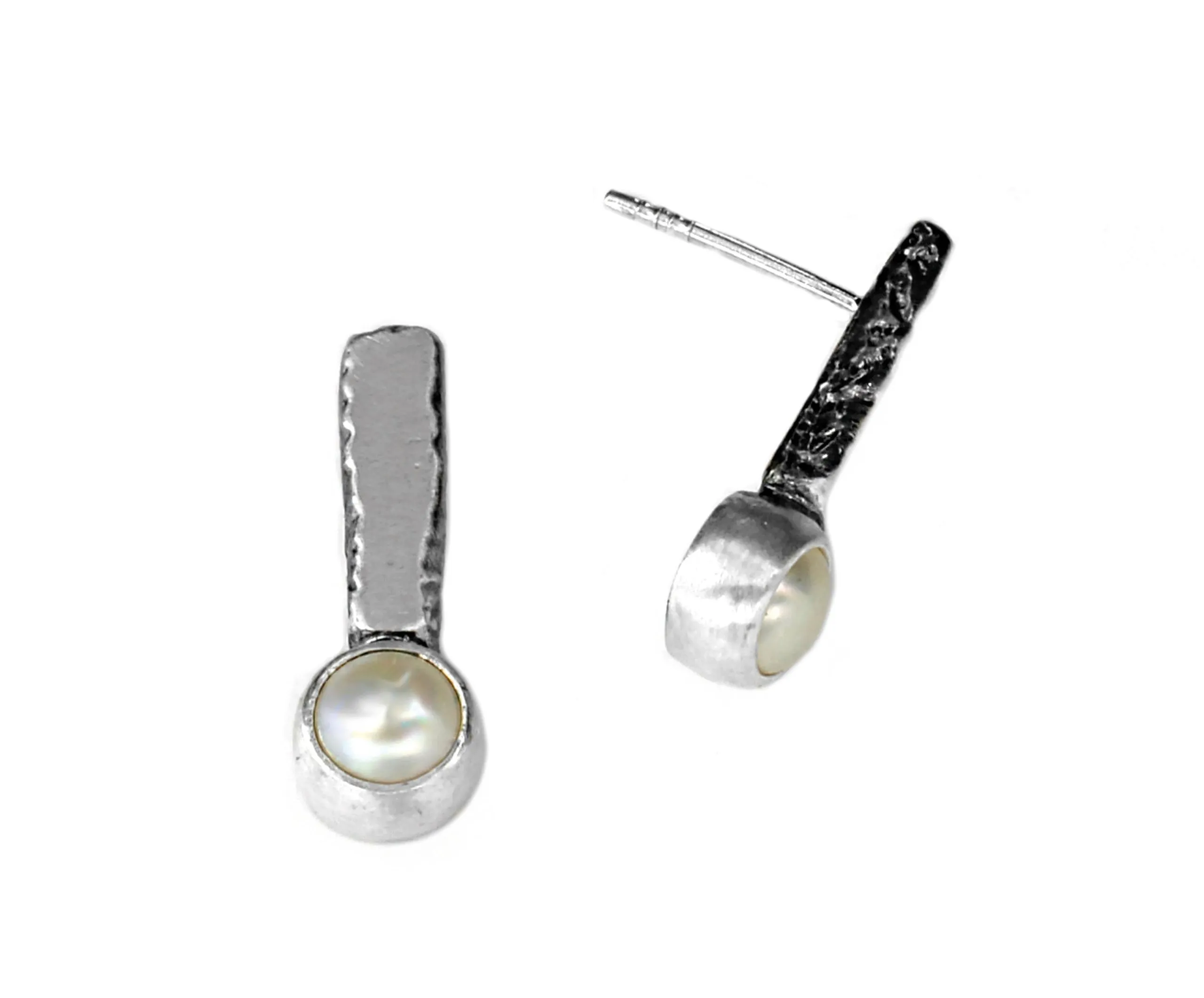 Orecchini in argento con perla barocca