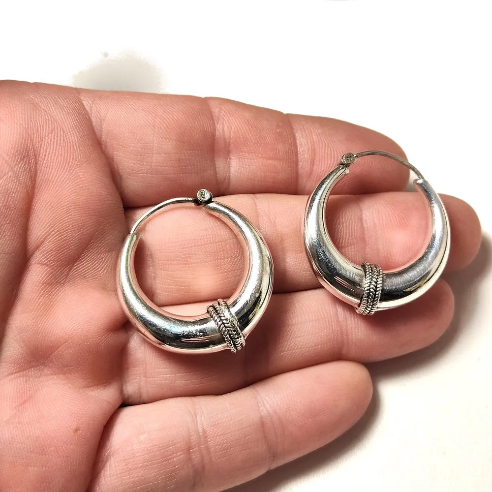 Indische runde Creolen aus Silber – RIA