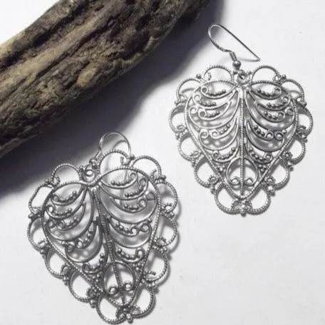 Ethnische OHRRINGE aus 925er Silber mit filigranem Herz - MANDIJ