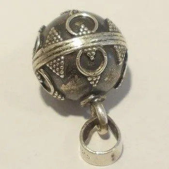 Silberner Engelsruf-Anhänger – REMIEL